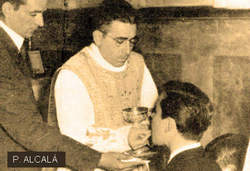 Padre Alcal en misa